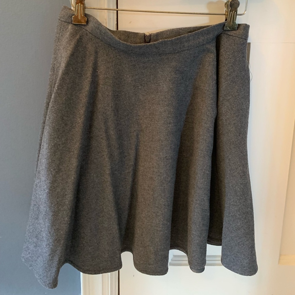 Red Valentino. Grey wool skirt.
